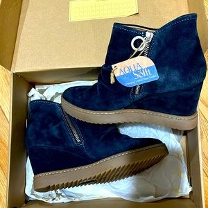 NWT Sofft Siri Wedge Booties - Waterproof, Suede (For Women) 593nmt